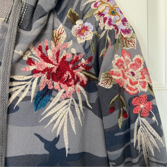 Johnny Was Kashmiri Raw Edge Hoodie - Picture 6 of 10